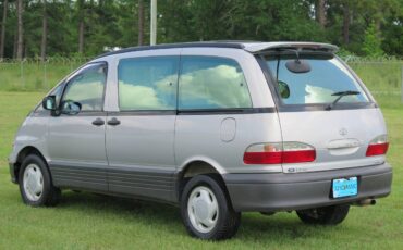 Toyota-estima-previa-1992-grey-5