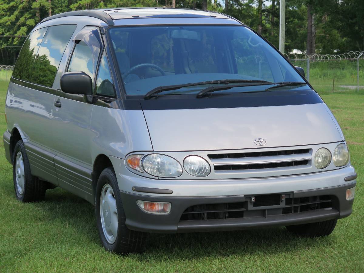 Toyota-estima-previa-1992-grey-9