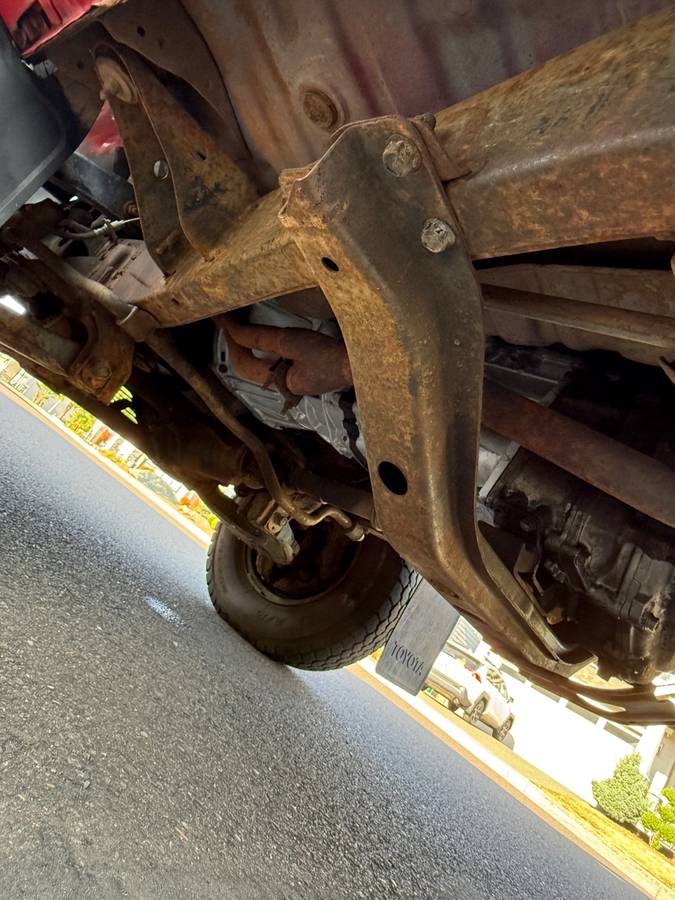 Toyota-ext-cab-22r-4x4-1986-red-16