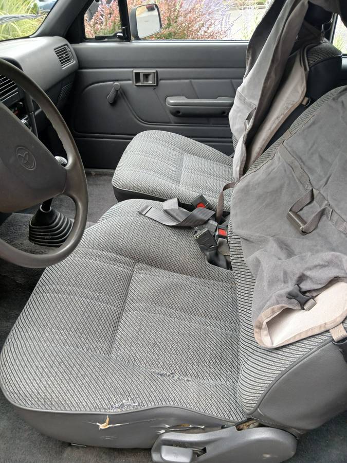 Toyota-extra-cab-pickup-1992-grey-10