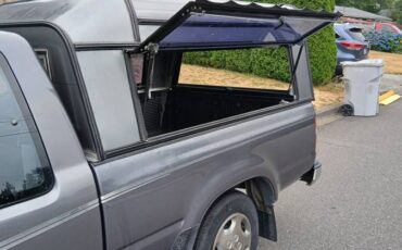 Toyota-extra-cab-pickup-1992-grey-4