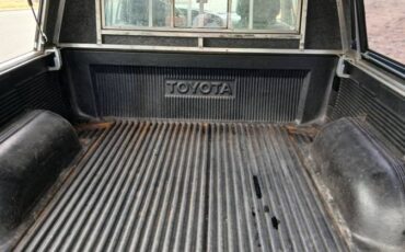 Toyota-extra-cab-pickup-1992-grey-6