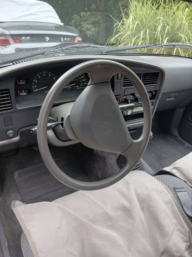 Toyota-extra-cab-pickup-1992-grey-8