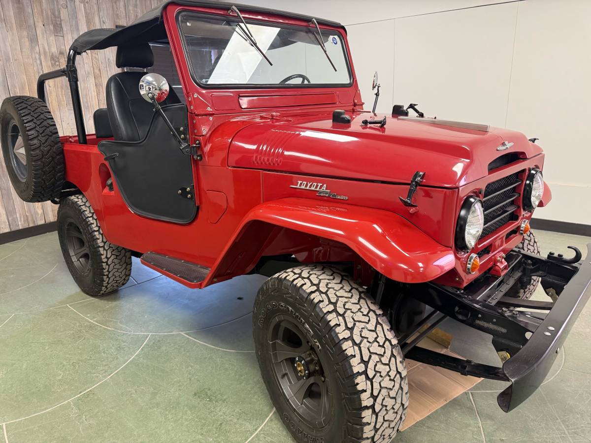 Toyota-fj-25-land-cruiser-1959-red-1