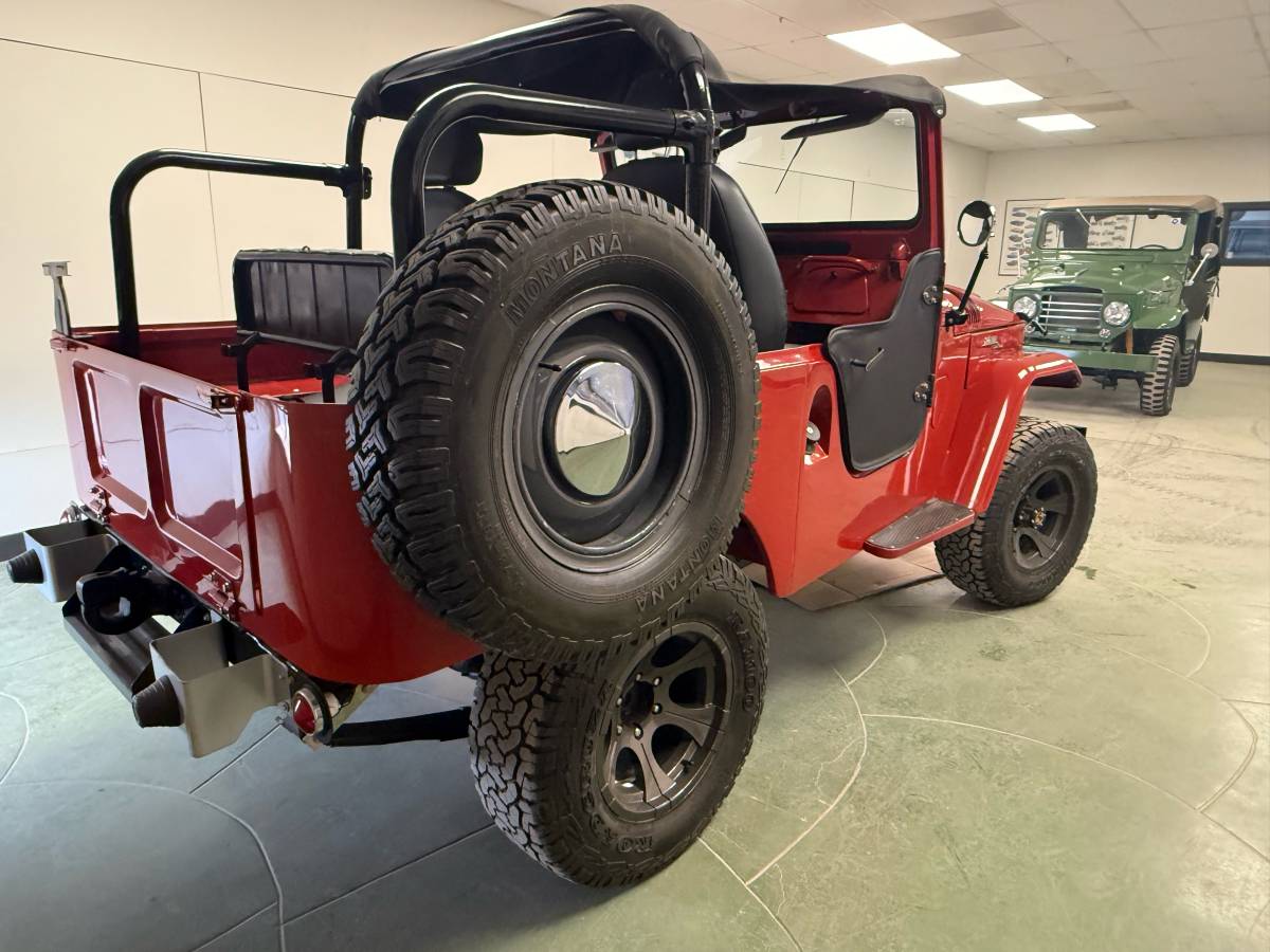 Toyota-fj-25-land-cruiser-1959-red-7
