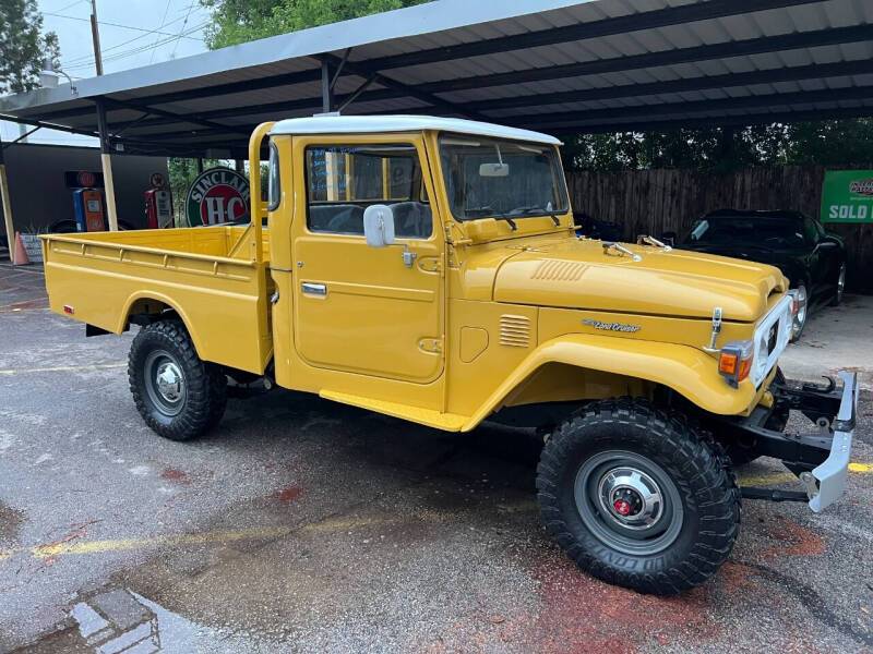 Toyota-fj-cruiser-1982-11