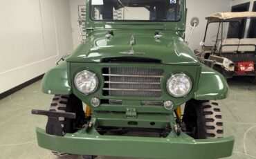 Toyota-fj25-land-cruiser-1960-green-1