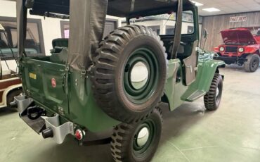 Toyota-fj25-land-cruiser-1960-green-2
