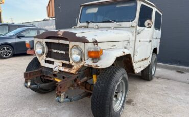 Toyota-fj40-1976