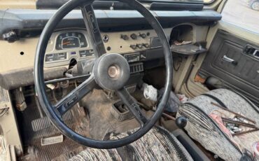 Toyota-fj40-1976-7