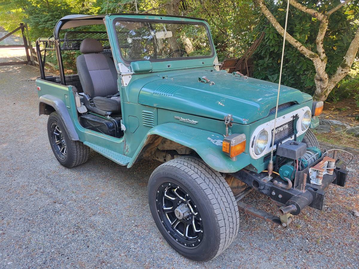 Toyota-fj40-1978-green-14