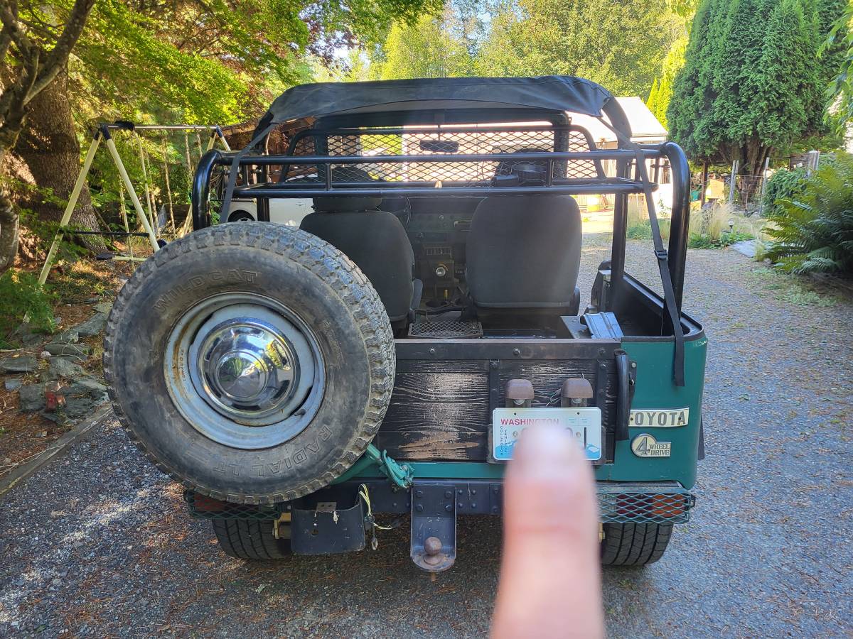 Toyota-fj40-1978-green-15