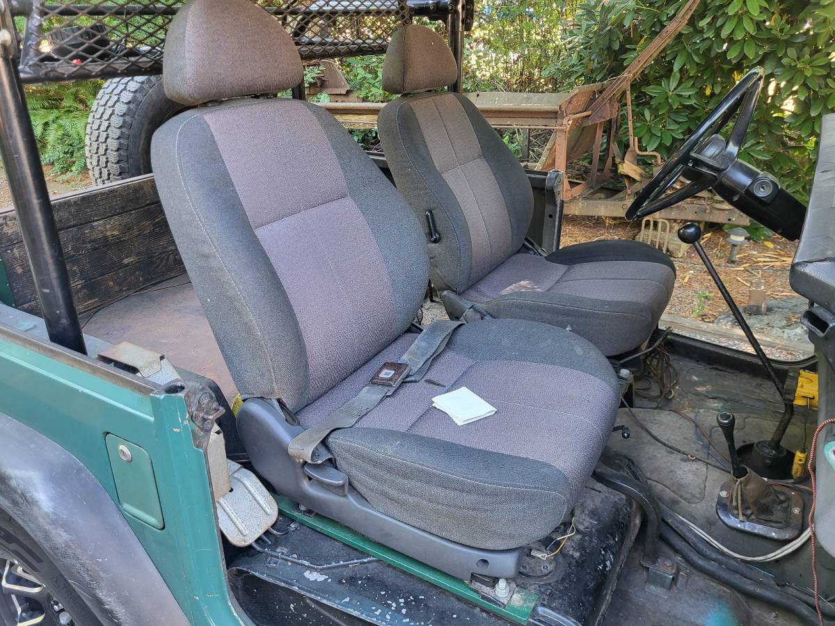 Toyota-fj40-1978-green-2