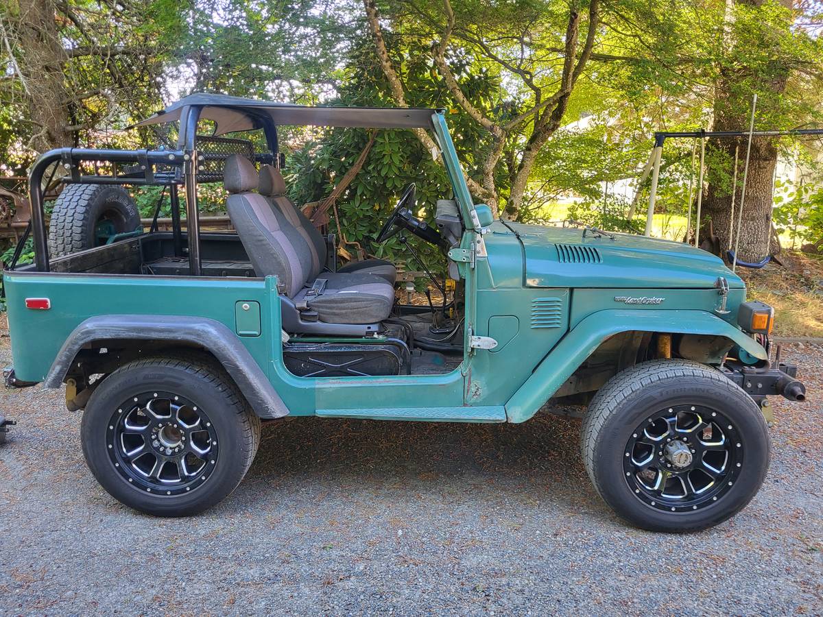 Toyota-fj40-1978-green
