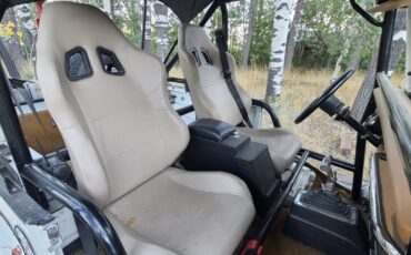 Toyota-fj40-landcruiser-1970-white-9