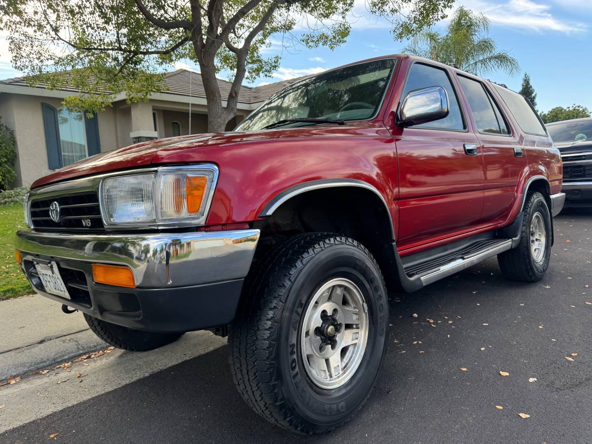 Toyota-forerunner-sr5-4x4-1993-red-1