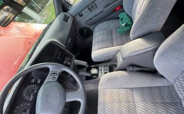 Toyota-forerunner-sr5-4x4-1993-red-20