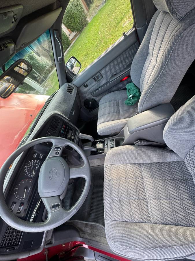 Toyota-forerunner-sr5-4x4-1993-red-20