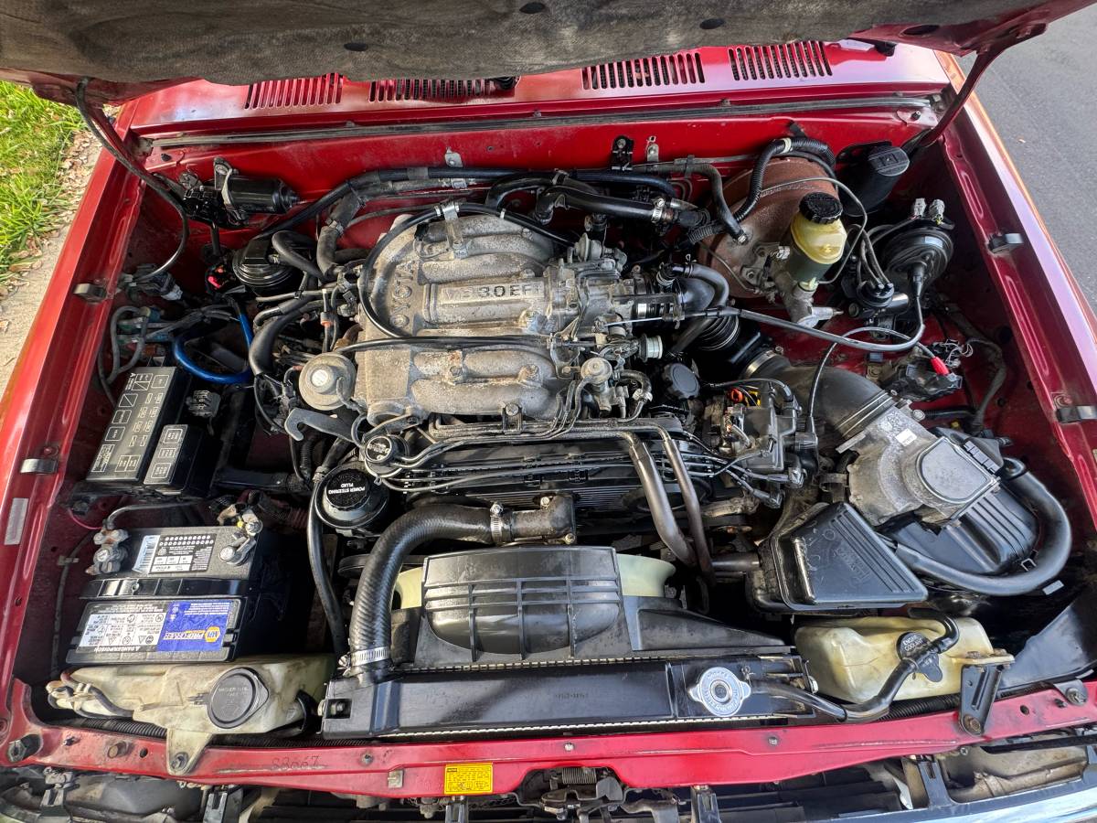Toyota-forerunner-sr5-4x4-1993-red-22