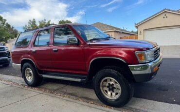 Toyota-forerunner-sr5-4x4-1993-red