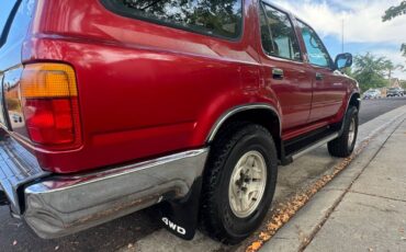 Toyota-forerunner-sr5-4x4-1993-red-4