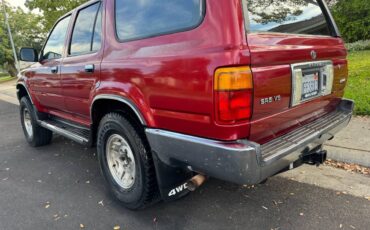 Toyota-forerunner-sr5-4x4-1993-red-9
