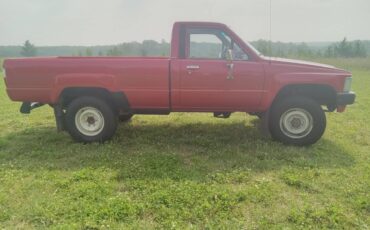 Toyota-helix-1985-red-6