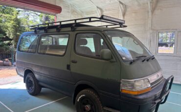 Toyota-hiace-camper-van-motorhom-diesel-1992-black-2