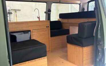 Toyota-hiace-camper-van-motorhom-diesel-1992-black-5