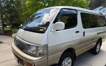 Toyota-hiace-super-custom-limited-diesel-1994-white