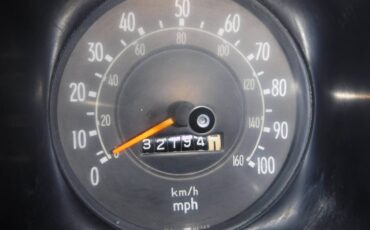 Toyota-hilux-1978-yellow-12