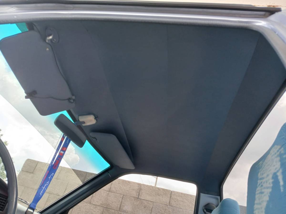 Toyota-hilux-1991-blue-6