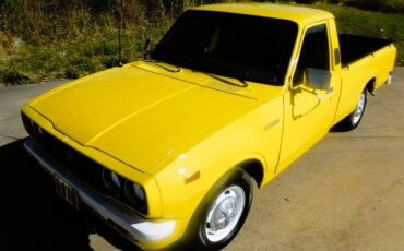 Toyota-hilux-pickup-1978-yellow-14