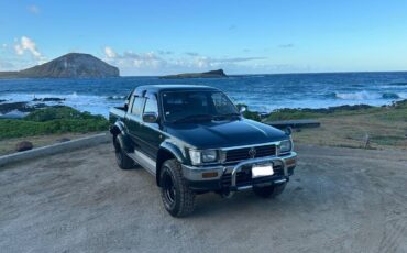Toyota-hilux-pickup-diesel-1995-green-15