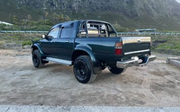 Toyota-hilux-pickup-diesel-1995-green-2