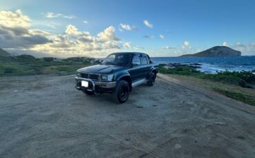 Toyota-hilux-pickup-diesel-1995-green-5