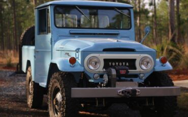 Toyota-land-cruiser-1964-blue-1