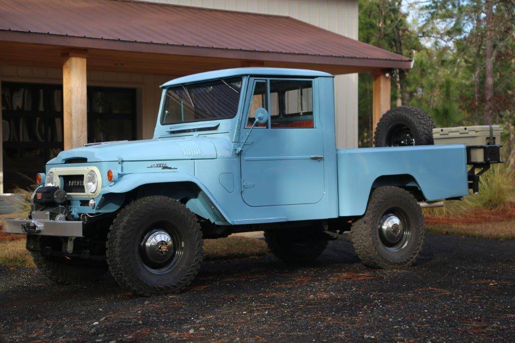 Toyota-land-cruiser-1964-blue-2