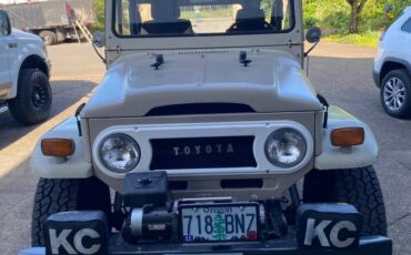 Toyota-land-cruiser-1973-13