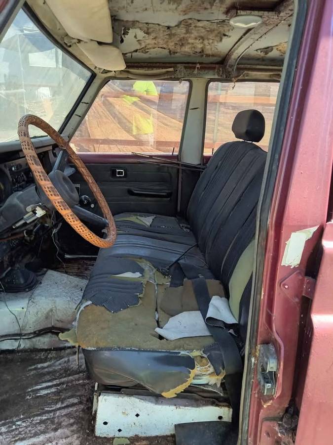Toyota-land-cruiser-1974-red-2