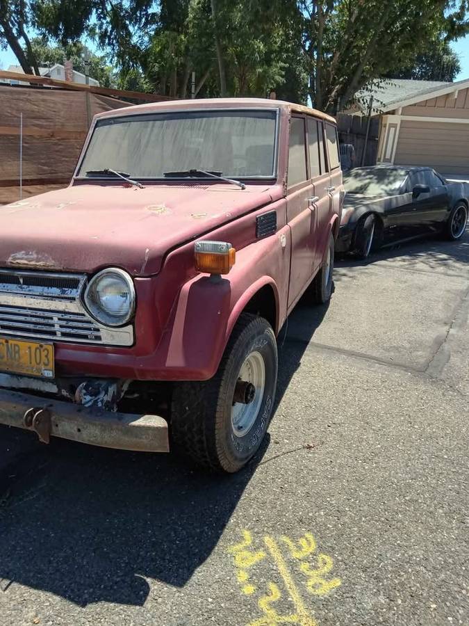 Toyota-land-cruiser-1974-red