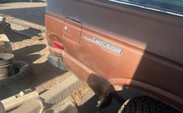 Toyota-land-cruiser-1983-brown-11