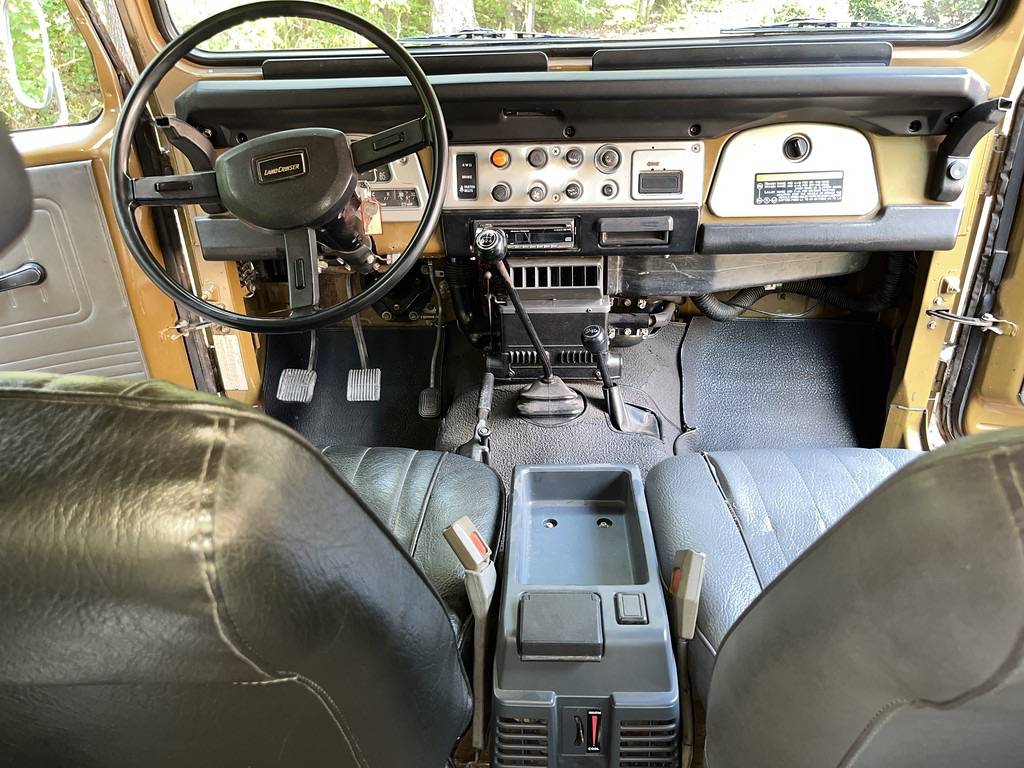 Toyota-land-cruiser-1983-green-14