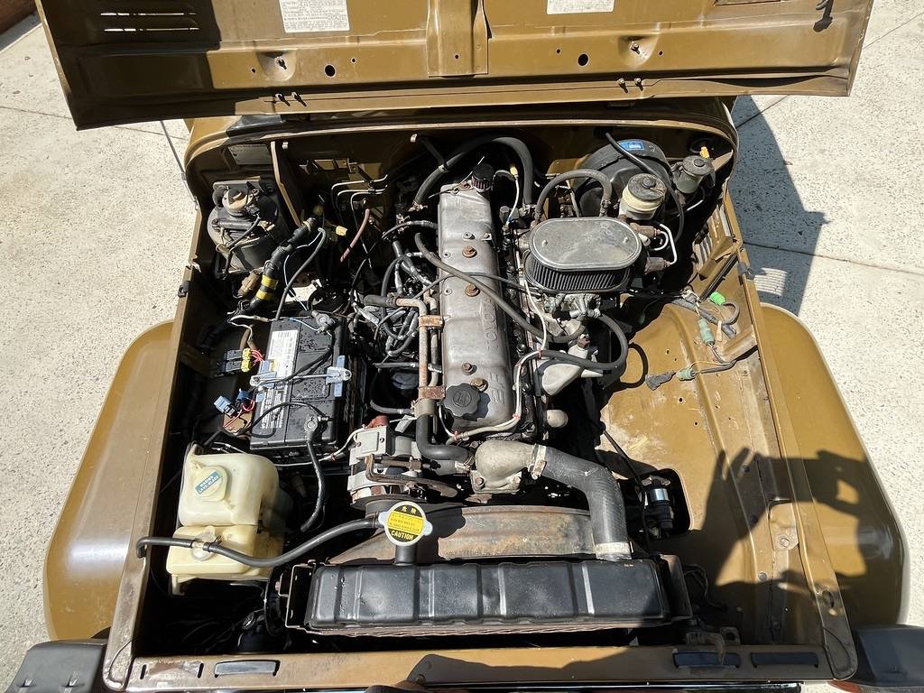 Toyota-land-cruiser-1983-green-18