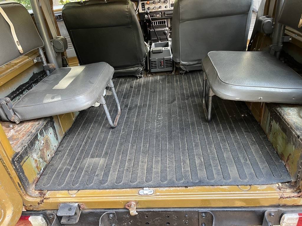 Toyota-land-cruiser-1983-green-19