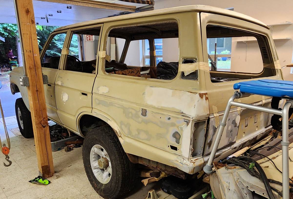 Toyota-land-cruiser-1985-4