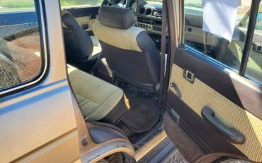 Toyota-land-cruiser-1985-brown-10