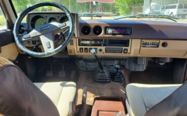 Toyota-land-cruiser-1985-brown-11
