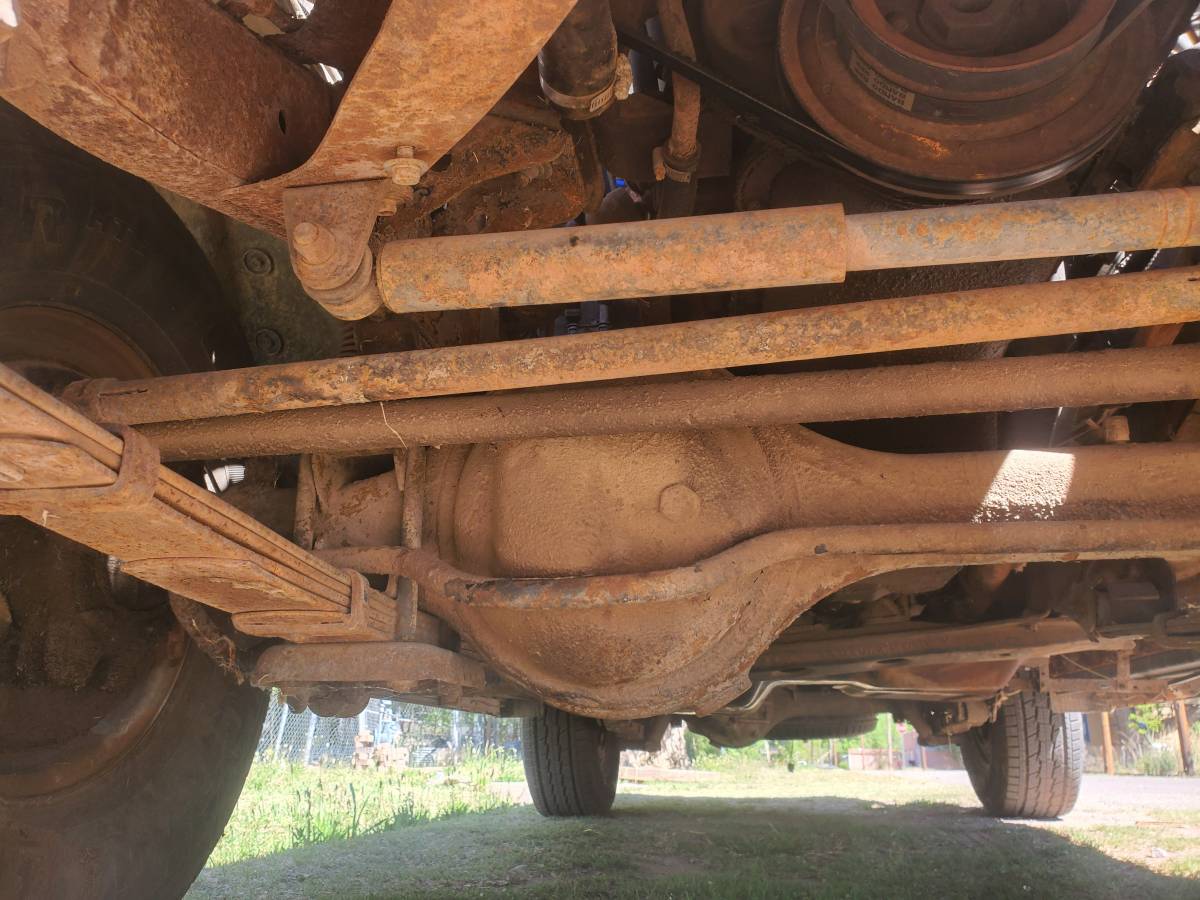 Toyota-land-cruiser-1985-brown-16