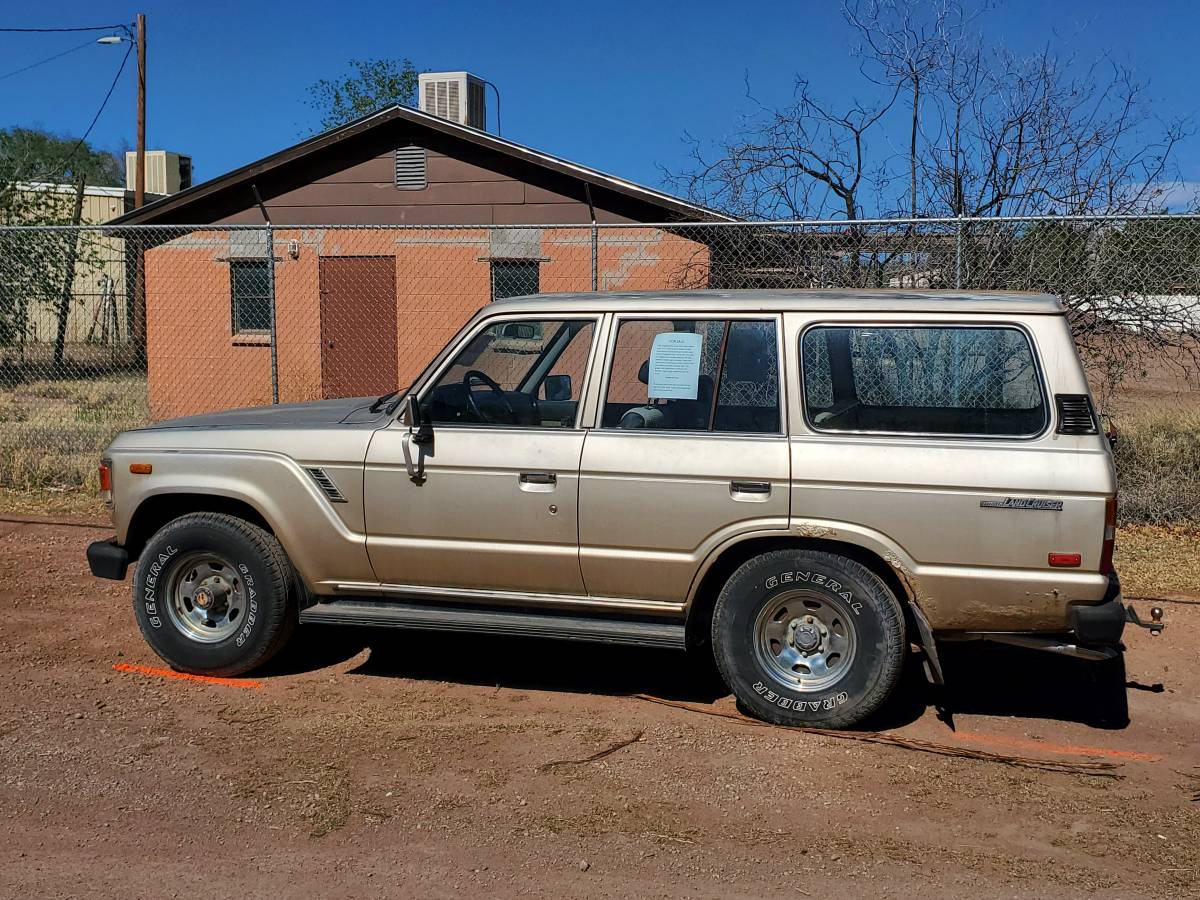 Toyota-land-cruiser-1985-brown-8